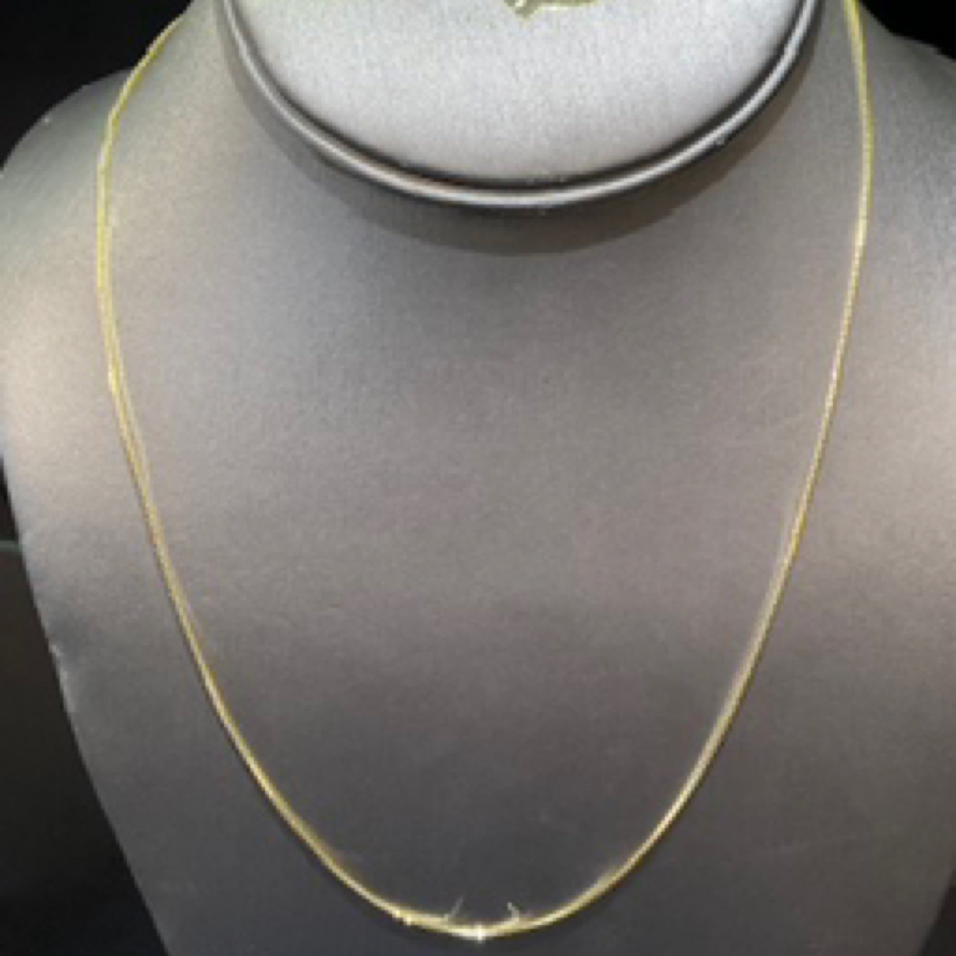 10K Yellow Box Necklace