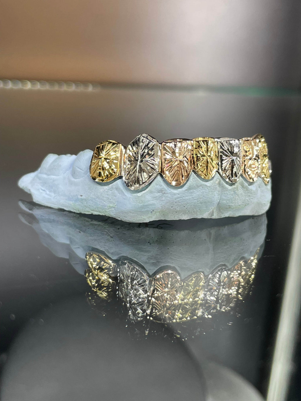 8 Teeth Gold Grillz - 8 Tops or Bottoms (Tri-Color Starburst) - Norma's Jewelry