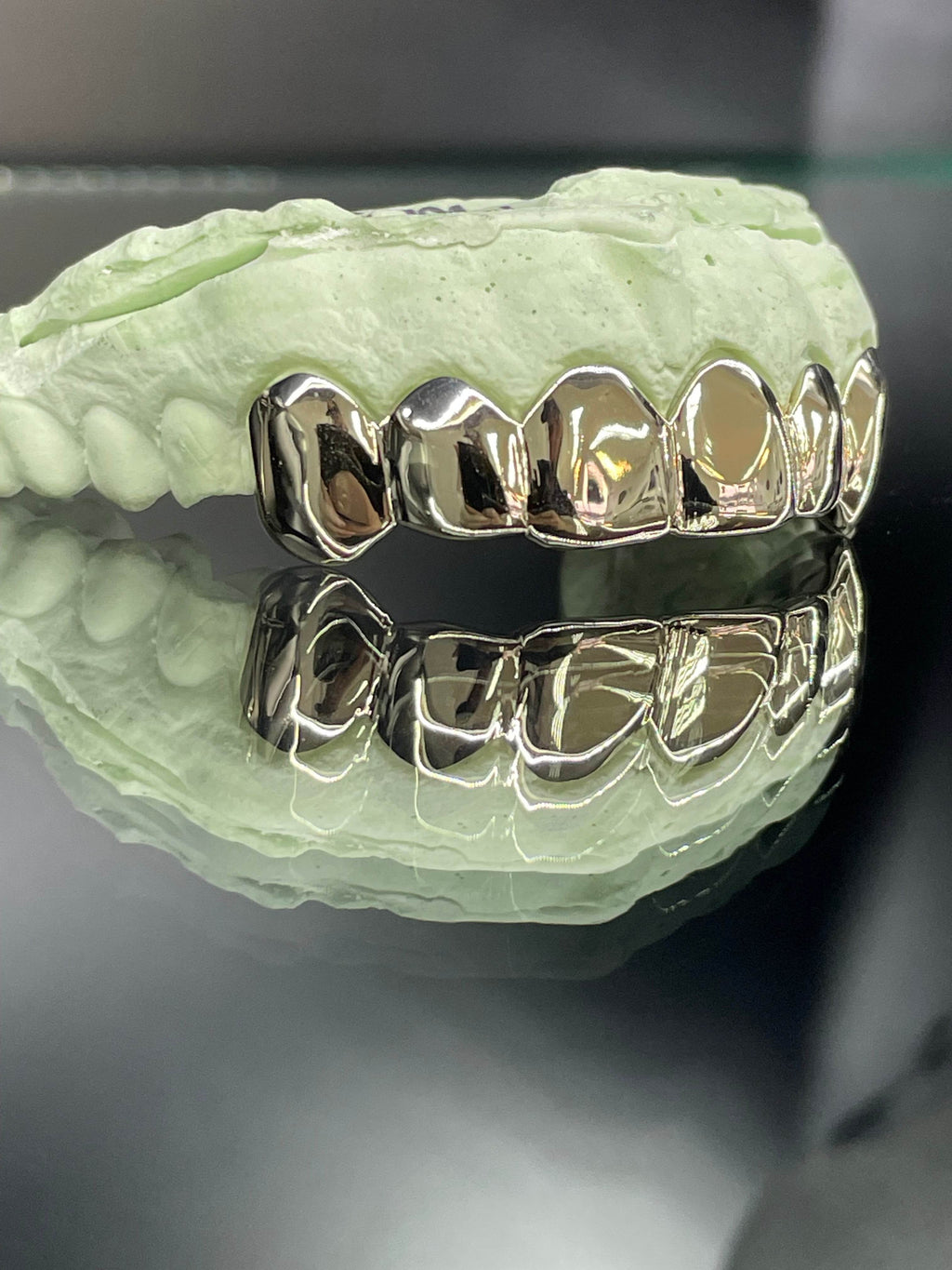 6 Teeth Gold Grillz - 6 White Told Tops or Bottoms (High Polish) - Norma's Jewelry