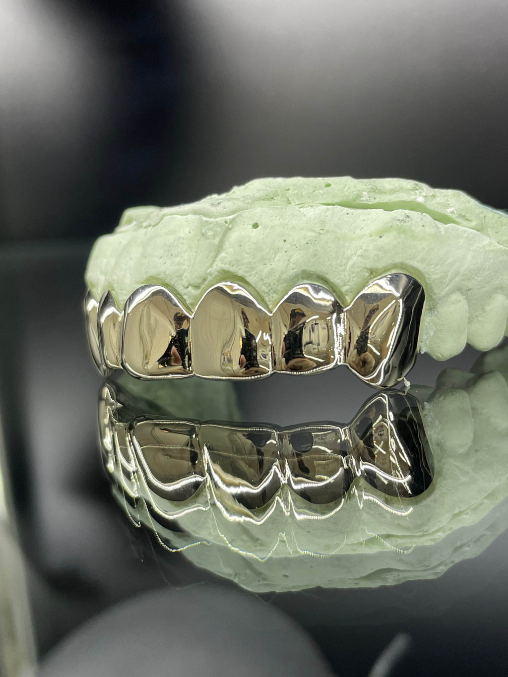 6 Teeth Gold Grillz - 6 White Told Tops or Bottoms (High Polish) - Norma's Jewelry