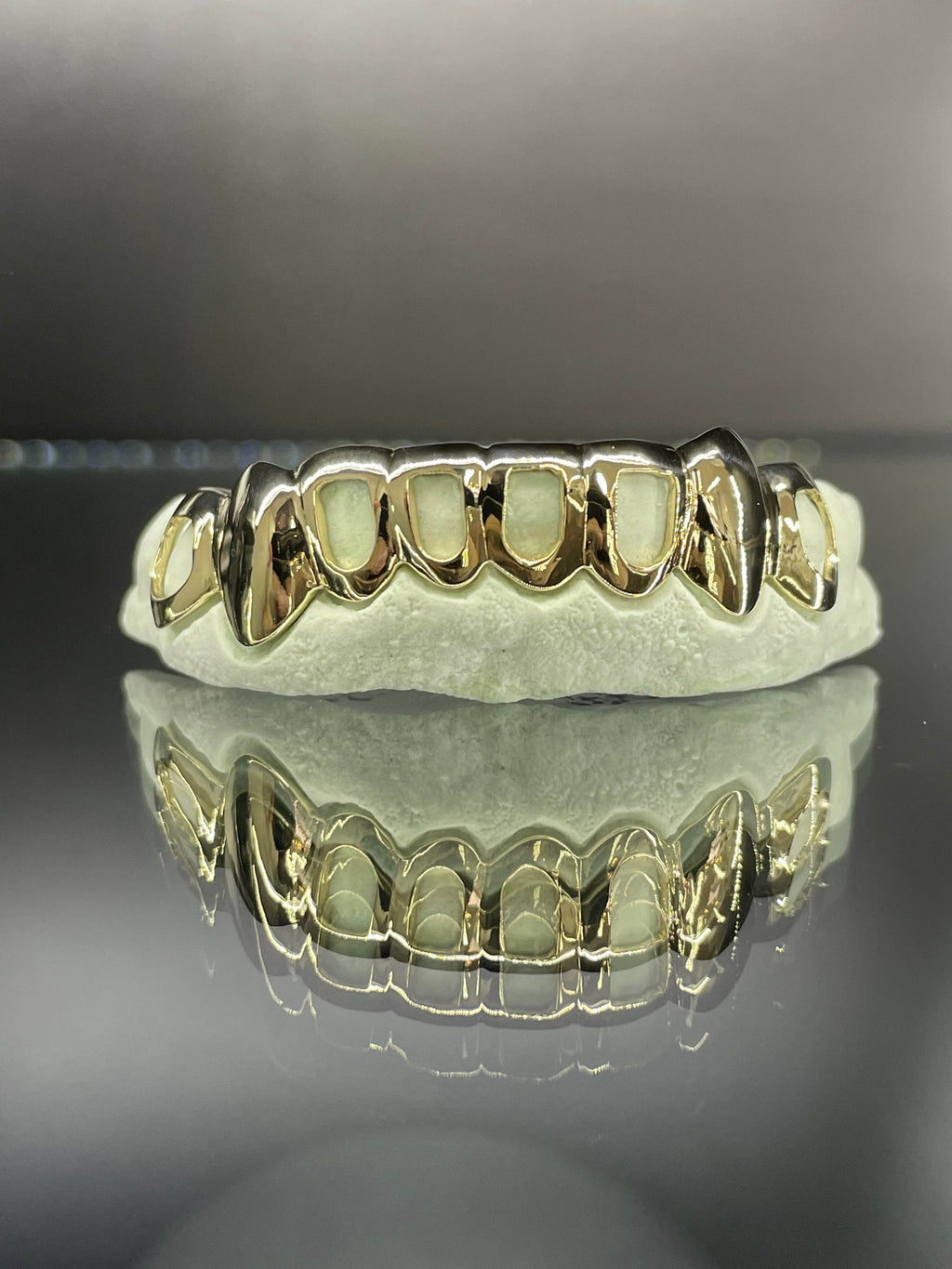 8 Teeth Gold Grillz - 8 Tops or Bottoms (Open Face Solid Gold) - Norma's Jewelry