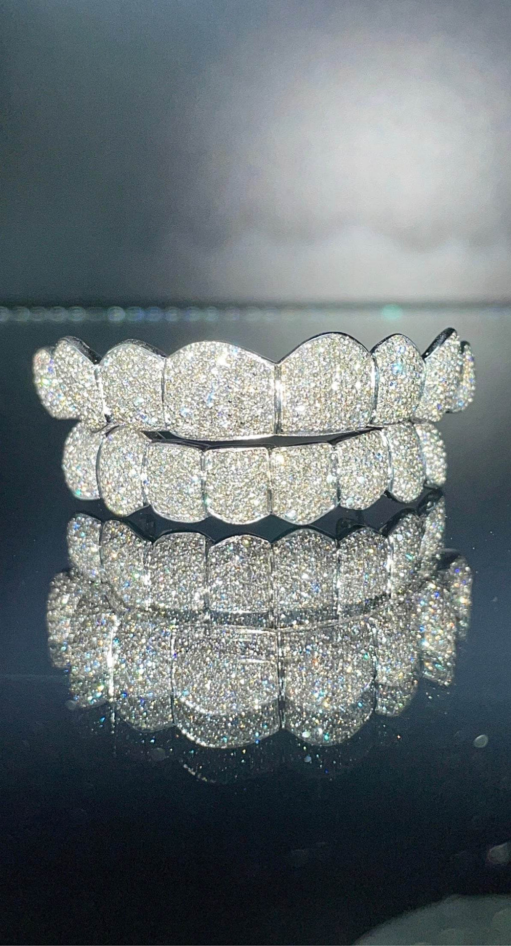 16 Teeth Diamond Grillz - 8 Tops/Bottoms (Honeycomb) - Norma's Jewelry