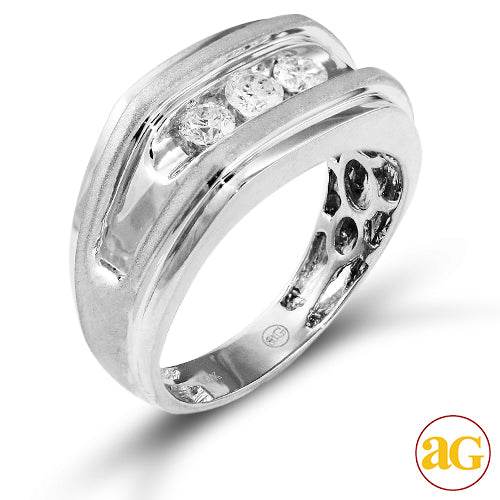 14KW 0.50CTW DIAMOND MENS 3-STONE BAND - Norma's Jewelry