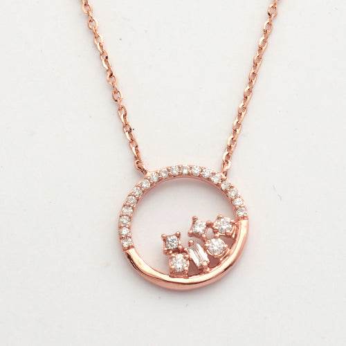 14KR 0.20CTW BAGUETTE DIAMOND NECKLACE - CIRCLE /W - Norma's Jewelry