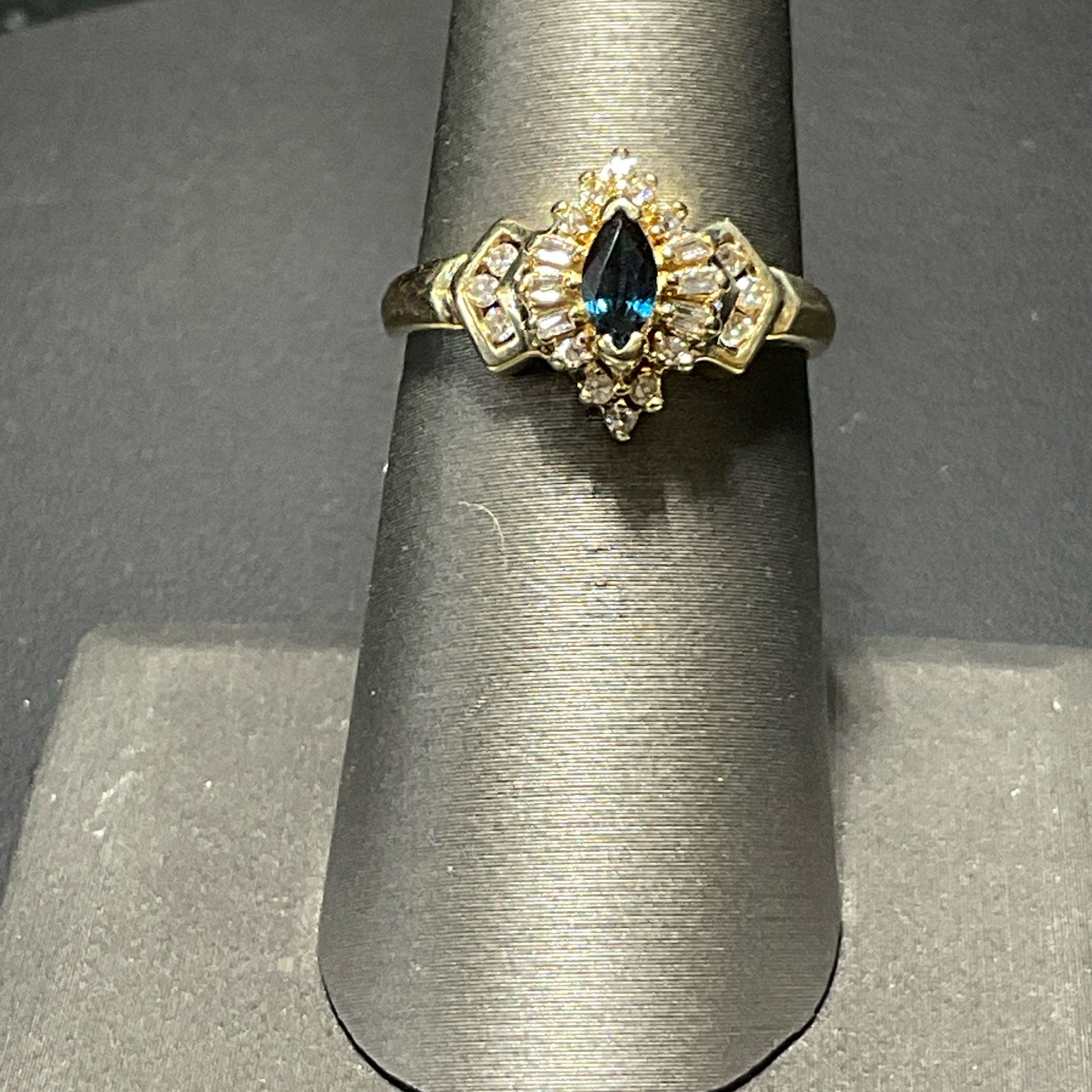 10K Yellow Sapphire Stone Ring