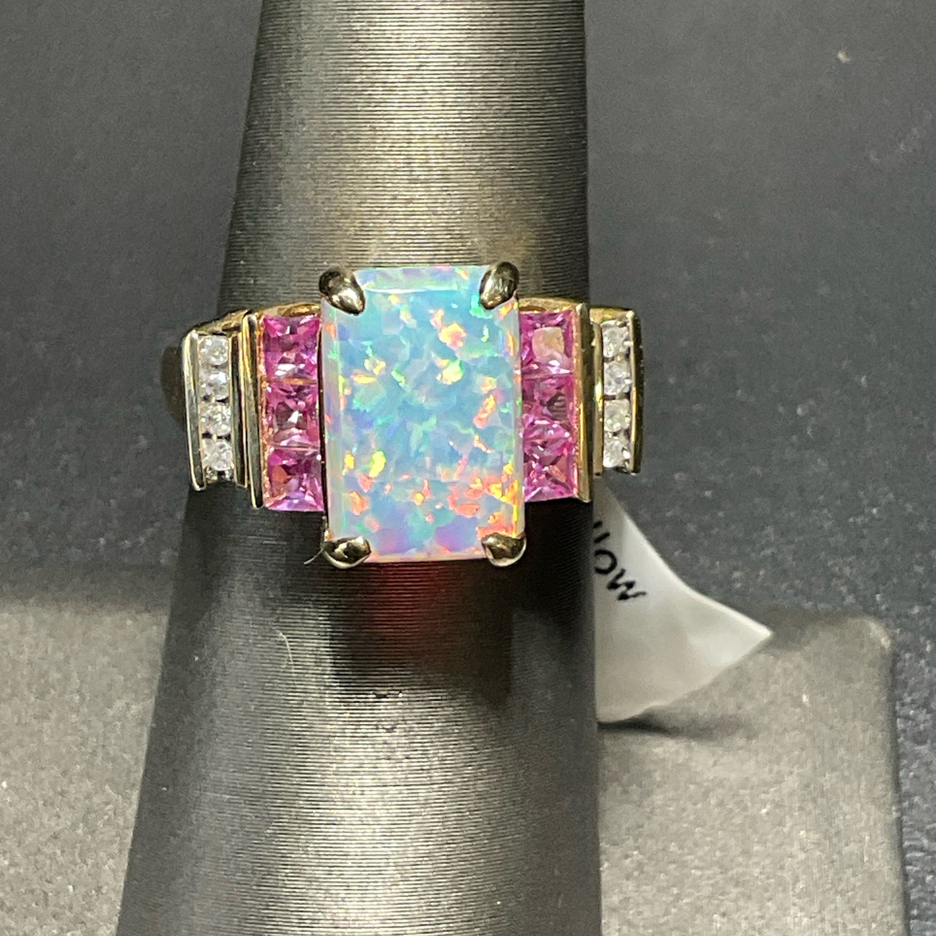 10K Yellow Opal Stone Ring