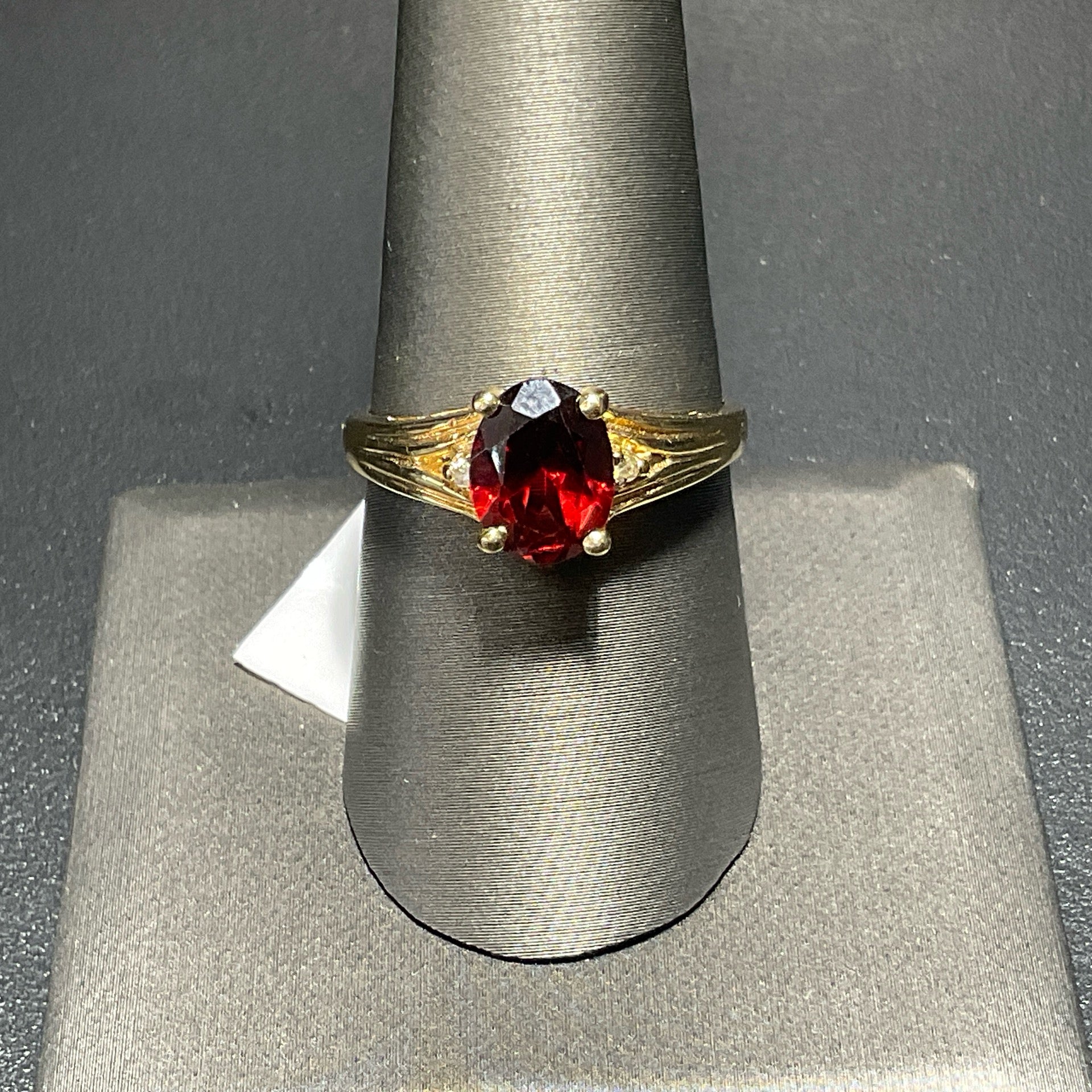 14K Yellow Garnet Stone Ring