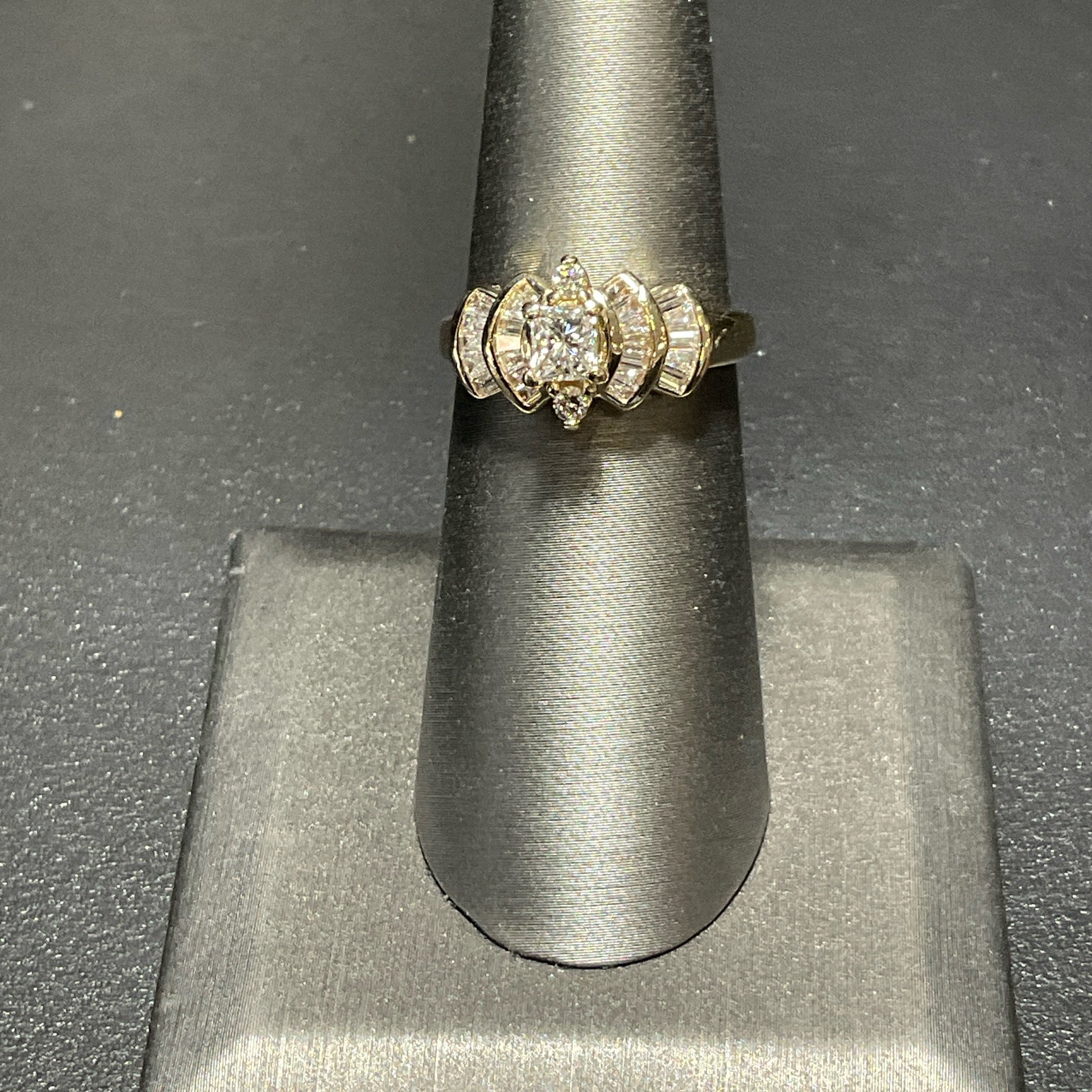 14K Yellow 0.85 CTW Ring