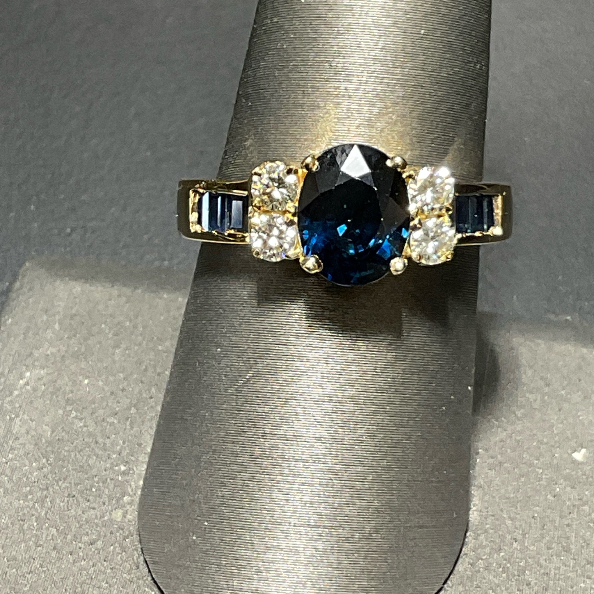 18K Yellow Natural Sapphire Ring